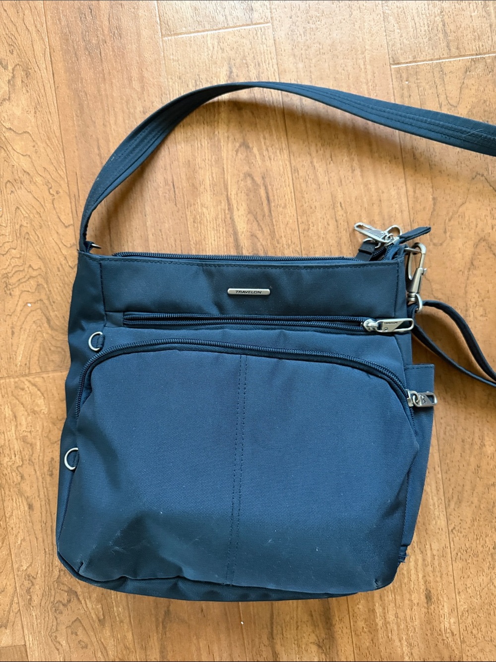 Travelon Navy Blue Crossbody Messenger Bag
